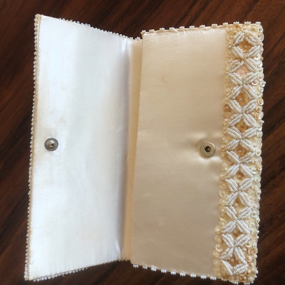 Vintage beaded and sequined envelope clutch purse - Picture 4 of 5